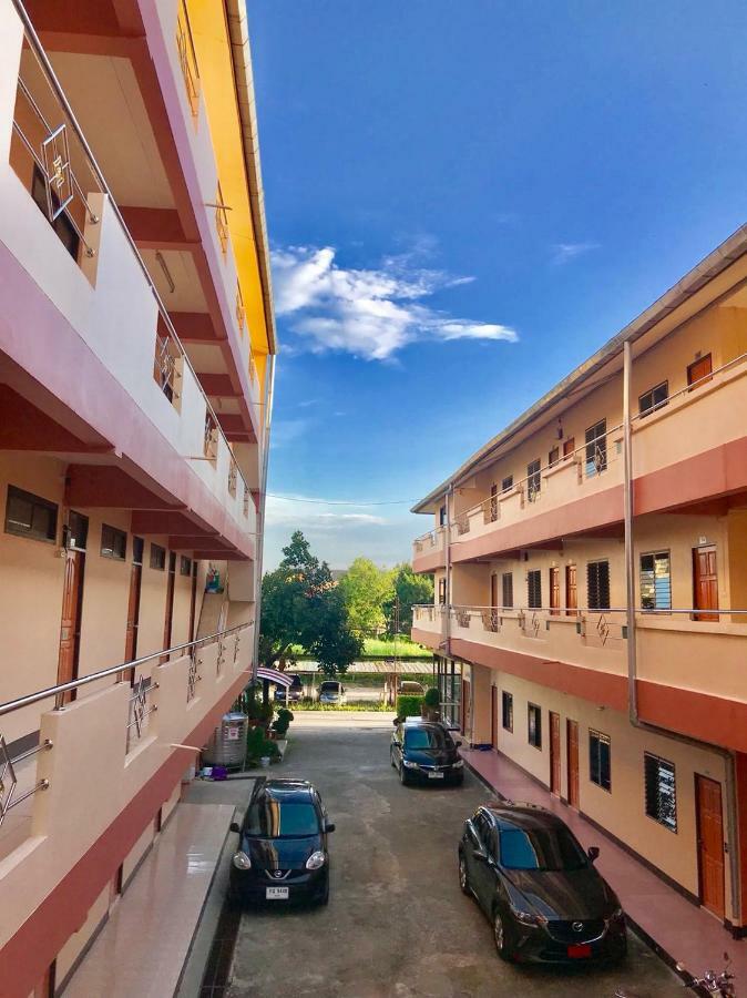 Anchisa Mansion Apartment Phayao Exterior photo